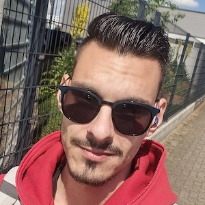 Er sucht sie für unkomplizierte Treffen