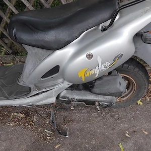 Sym motoroller an Bastler verkaufen 