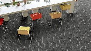 Design-Teppichfliesen von Interface