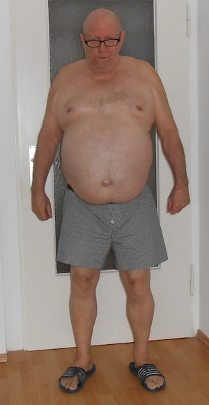 Er 68 sucht Paar 70+ mit Haus 