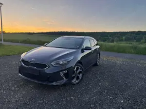 Kia Ceed SW / cee'd SW 1.6 CRDi Platinum Edition