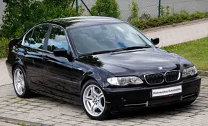 BMW 330 i *M TECHNIK* KEIN ROST* SEHR GEPFLEGT*