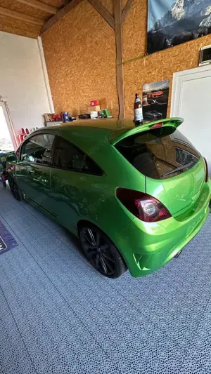Opel Corsa Corsa  3-Türer 1.6 Turbo OPC Nürburgring Edition