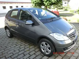 Mercedes-Benz A 150 A 150 BlueEFFICIENCY Avantgarde