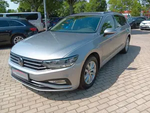 Volkswagen Passat Variant Business Klima LED Navi Sitzheiz.