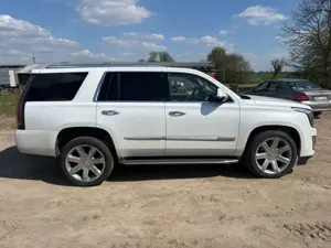 Cadillac Escalade Escalade 6.2 V8 ESV Premium Leder LED Navi