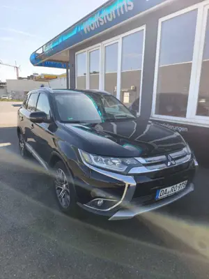 Mitsubishi Outlander 2.2 DI-D 4WD Aut. Plus Bild 4