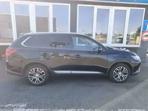 Mitsubishi Outlander 2.2 DI-D 4WD Aut. Plus Bild 5