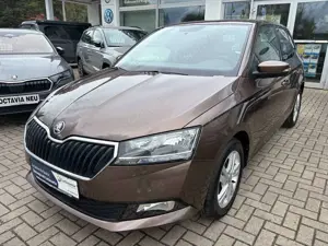 Skoda Fabia 1.0 TSI Ambition 1.Hand, PDC hi., ALU, NSW, RFK, Sitzhzg., Klima ...