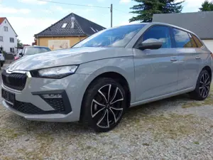 Skoda Scala Selection Navi / beh. Lenkrad / Steel / Winterräder