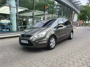 Ford S-Max 7 sitzer - 2,0 TDCi Titanium X - Automatik