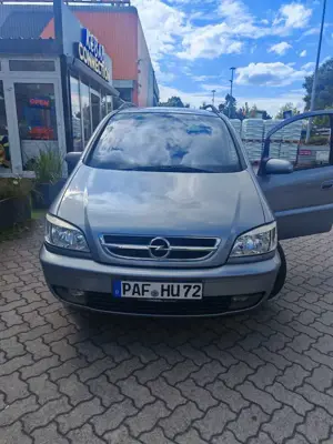 Opel Zafira 1.8 Njoy mit Style-Paket