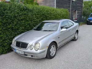 Mercedes-Benz CLK 200 Coupe Elegance