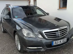 Mercedes-Benz E 350 E 350 T 4Matic 7G-TRONIC Avantgarde