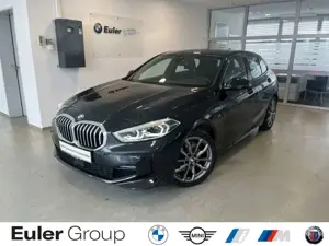 BMW 118 i 5-Türer M Sportpaket Navi LED Tempomat Sitzhzg P