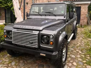 Land Rover Defender Defender 110 DPF Station Wagon SE