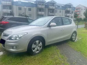 Hyundai i30 i30cw 1.6 Automatik Comfort
