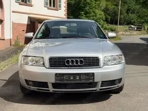 Audi A4 1.6 Limousine / Klima / Xenon / TÜV /