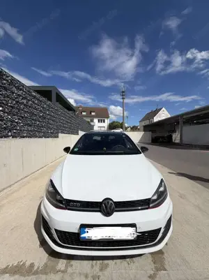 Volkswagen Golf GTD BlueMotion Technology DSG