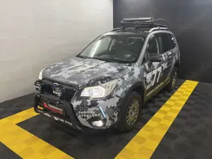 Subaru Forester Platinum+Panorama+HK+SHZ+Keyless+Navi