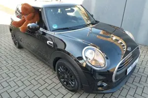 MINI One Scheckheft Sitzheizung Allwetterbereifung Bild 3