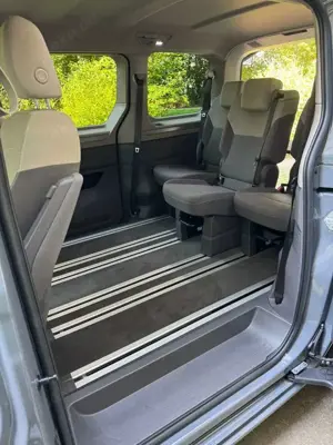 Volkswagen T7 Multivan Life