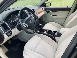Cadillac BLS BLS 1.9 D DPF Elegance, Zahnriemen neu, TÜV 05/2027