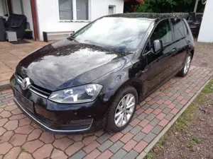 Volkswagen Golf Golf 7 2.0 TDI-LÜCKENLOSS SCHECKHEFTGEPFLEGT