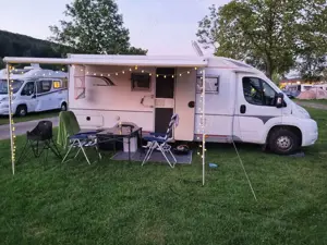Caravans-Wohnm Fiat teilintegriertes Wohnmobil Fiat Ducato Diesel 6-Gang TÜV neu Vorzelt