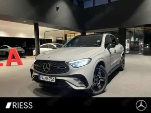 Mercedes-Benz GLC 300 d 4M AMG+PANO+AHK+STDHZG+DISTR+HUD+KEYL+360