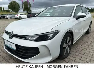 Volkswagen Passat Variant 1.5 eTSI DSG ACC KAMERA SHZ PDC