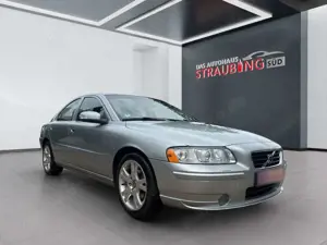 Volvo S60 2.4 Edition XENON*LEDER*AUTOMATIK*ROSTFREI