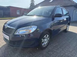 Skoda Fabia Special*ANHÄNGERKUPPLUNG*GANZJAHRESREIFEN*KLIMA*EURO5*