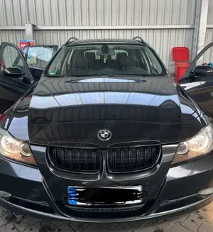 BMW 320 320d