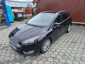 Ford Focus Focus Turnier Diesel Turnier 2.0 TDCi DPF Start-Stopp-System Aut. Titanium