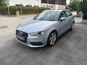 Audi A3 Sportback Ambition*MMI*XENON*GANZJAHRESREIFEN