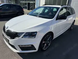 Skoda Octavia Combi RS 2.0TDI Pano LED DSG RFK AHK 18"