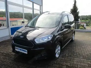 Ford Tourneo Courier Titanium+1.Hand+Gepflegt