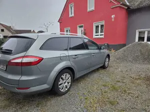 Ford Mondeo Turnier 2.0 Ghia