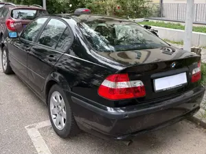 BMW 318 318i