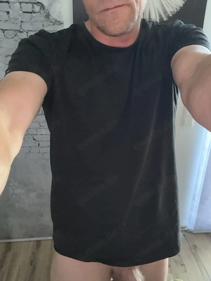 Mann(50) als Testobjekt für Girls...