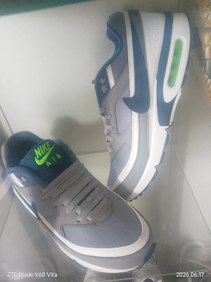 Nike Air Max Classics 45 + 46 verschiedenen Farben Neu