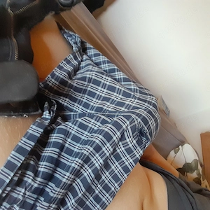 M mit fetter Eichel sucht Sie zum lecken chatten massieren knutschen;)