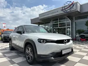 Mazda MX-30 First Edition+Matrix+Kam+ACC+HUD+CarPlay