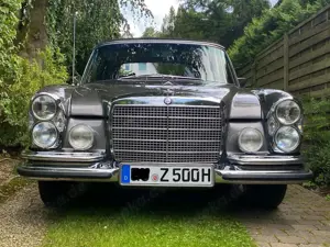 Mercedes-Benz 280 280 SE  3,5