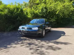 Volkswagen Golf 1.6