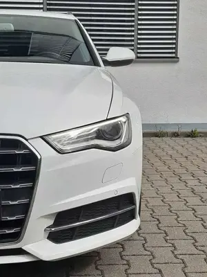 Audi A6 Av. 2.0 TDI DSG/2xS-Line Sport/Bi-Xen/Kam/19"