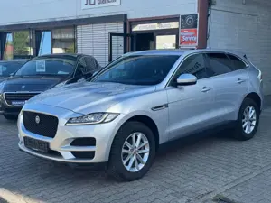 Jaguar F-Pace F-PACE Pure AWD | LED | NAVI | CAM