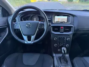 Volvo V40 *MOMENTUM* KAMERA* GARANTIE*