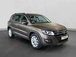 Volkswagen Tiguan Sport  Style BMT *Xenon*SHZ*Navi*1.Hand*
